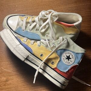 Multicolor converse women’s 5.5